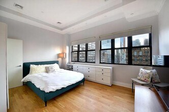 25 Murray St in New York, NY - Building Photo - Building Photo