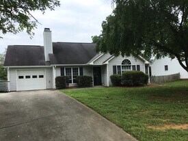 1760 Springfield Farm Ct in Clemmons, NC - Building Photo