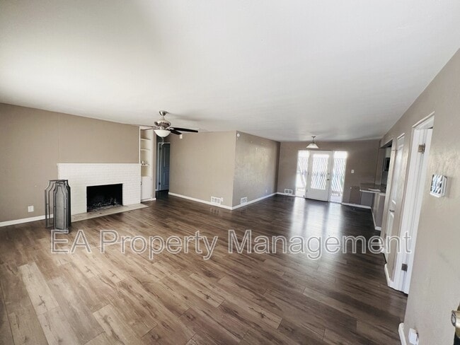 7201 Mountain Rd NE in Albuquerque, NM - Building Photo - Building Photo