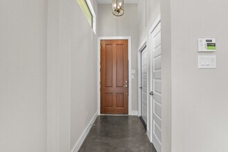 1250 Paul Quinn St in Houston, TX - Building Photo - Building Photo