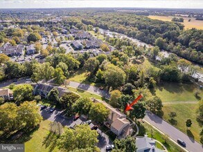 18 Pond View Dr in Plainsboro, NJ - Building Photo - Building Photo