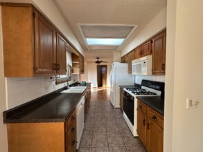 1704 Brentwood Dr in Mountain Home, AR - Building Photo - Building Photo