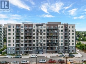 181 Elmira Rd S in Guelph, ON - Building Photo - Building Photo