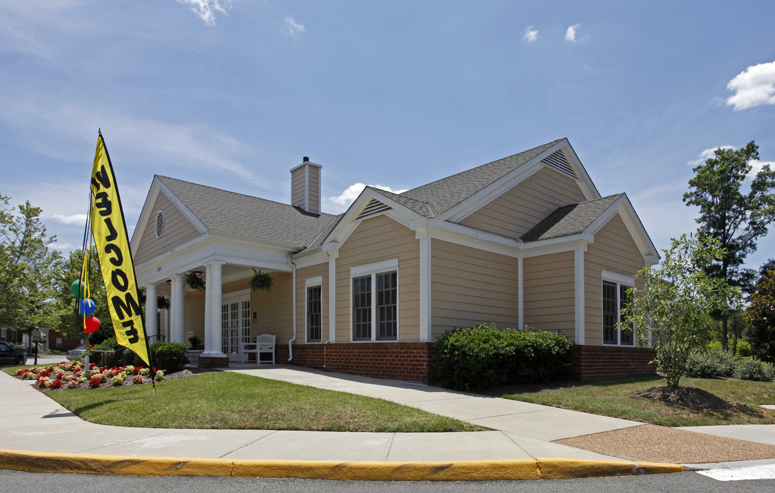 Winchester Greens Apartments in North Chesterfield, VA - Building Photo