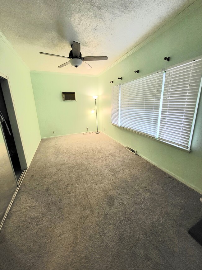 property at 36 S 9th Ave