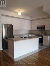 35 Jaffna Ln in Markham, ON - Building Photo - Building Photo