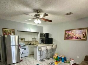 3091 NW 1st St in Miami, FL - Building Photo - Building Photo