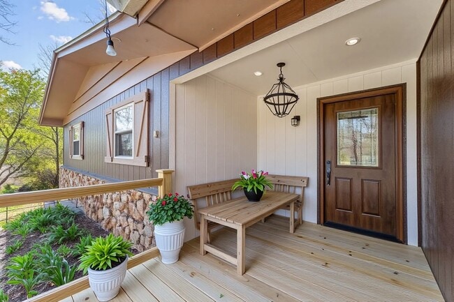 112 Vin Villa in Forsyth, MO - Building Photo - Building Photo