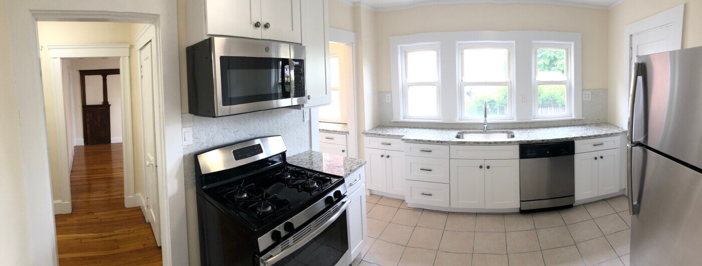122 Bonner Ave in Medford, MA - Building Photo