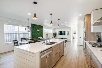 3044 N Speer Blvd in Denver, CO - Building Photo - Building Photo