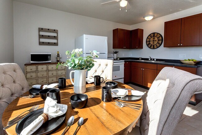 Kadin Trail in Bondurant, IA - Building Photo - Building Photo