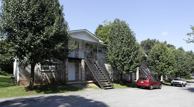 328 Dahlia Dr in Knoxville, TN - Foto de edificio - Building Photo