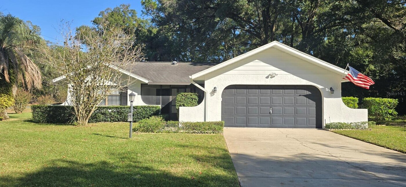 10605 SW 68th Terrace in Ocala, FL - Building Photo