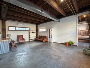915 W 16th St, Unit 1 in Kansas City, MO - Building Photo - Building Photo