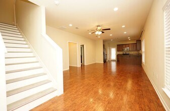 1305 Finck Rd in Niceville, FL - Building Photo - Building Photo
