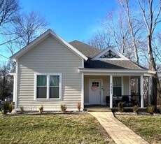 1327 Park St in Bowling Green, KY - Building Photo