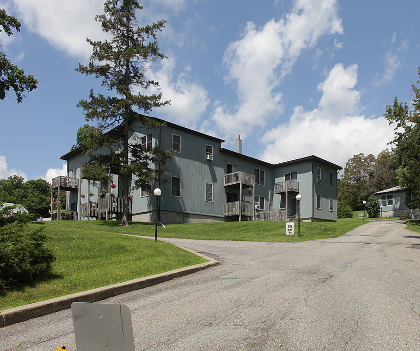 ZG Green Apartments in Stanfordville, NY - Foto de edificio