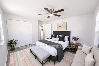 2262 Lake Forest Ave in Spring Hill, FL - Building Photo - Building Photo