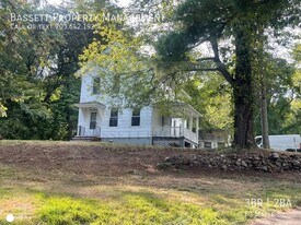 60 Maple St in Hamden, CT - Building Photo