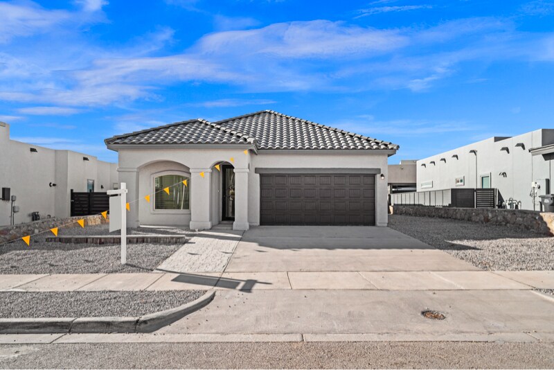 13613 Gatton St in El Paso, TX - Building Photo