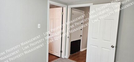 2211 W Shepherd Rd in Chattanooga, TN - Building Photo - Building Photo