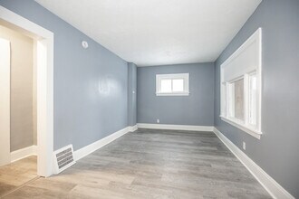 10315 Gay Ave in Cleveland, OH - Building Photo - Building Photo