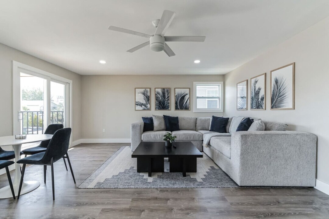 2518 Avenue B-Unit -ID1049522P in Bradenton Beach, FL - Building Photo