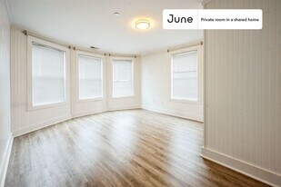 Room in Shared 4 bed/1.5 bath home in Boston, MA - Building Photo