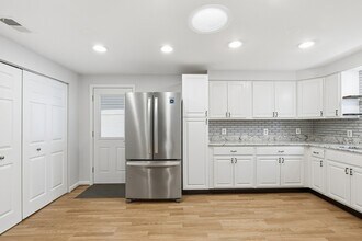 408 Salisbury Rd in Edgewater, MD - Building Photo - Building Photo