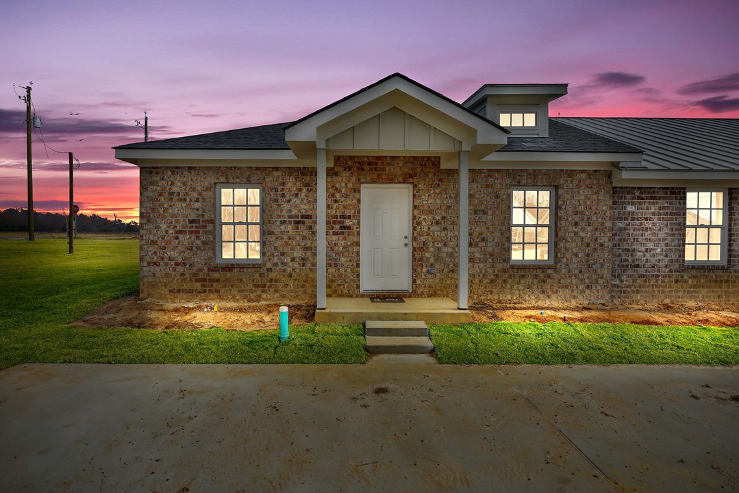 104 Waybill Circle in Statesboro, GA - Building Photo