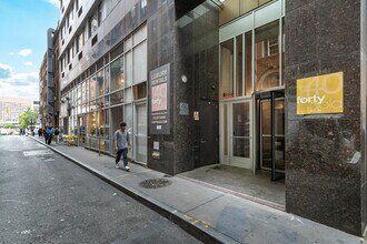 40 FortyGold in New York, NY - Foto de edificio - Building Photo