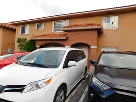 2461 W 76th St in Hialeah, FL - Building Photo