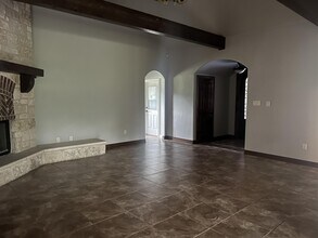 1661 FM93 in Temple, TX - Building Photo - Building Photo