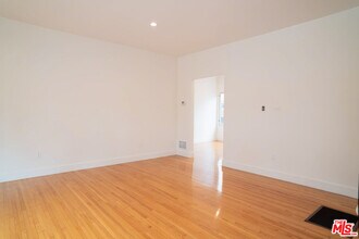 1021 17th St in Santa Monica, CA - Building Photo - Building Photo