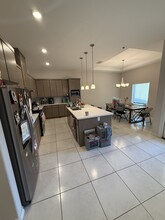 406 Glen Cook Dr in Laredo, TX - Building Photo - Building Photo