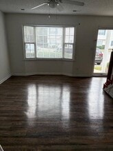 3835 Sterling Pointe Dr in Winterville, NC - Foto de edificio - Building Photo