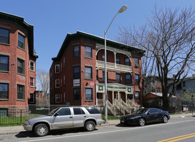 698-700 Broad St Apartments