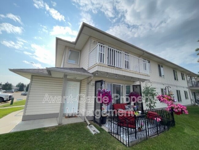 property at 4405-4437 37 St