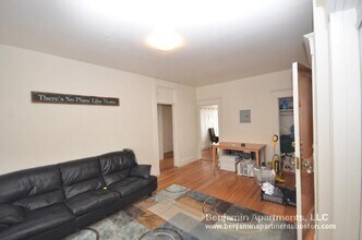 126 Englewood Ave, Unit 6 in Boston, MA - Building Photo - Building Photo
