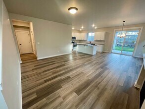 61584 SE Depot Loop in Bend, OR - Building Photo - Building Photo