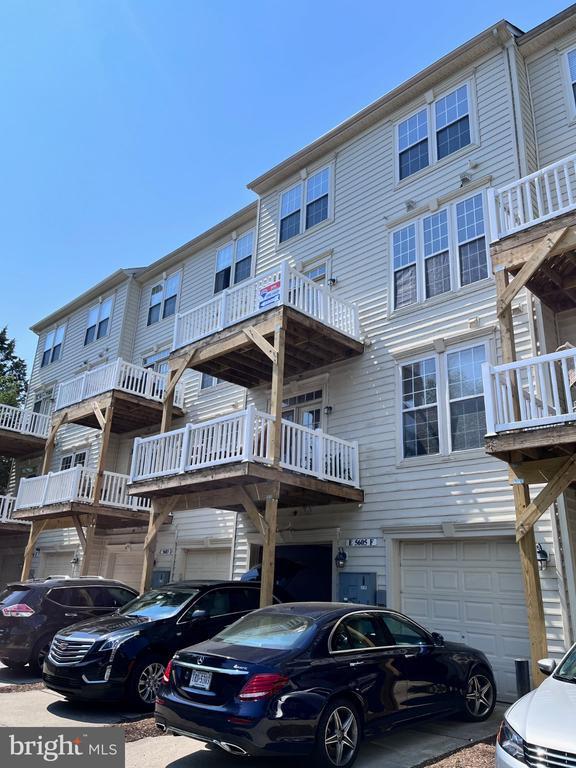 property at 5605 Harrington Falls Ln