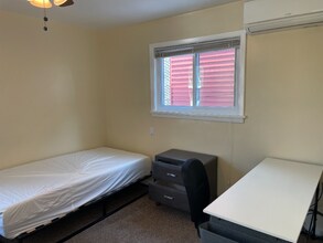4307 Milgate St in Pittsburgh, PA - Building Photo - Building Photo