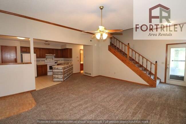property at 212 Commanche Ct