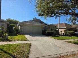 730 Straw Lake Dr in Brandon, FL - Building Photo