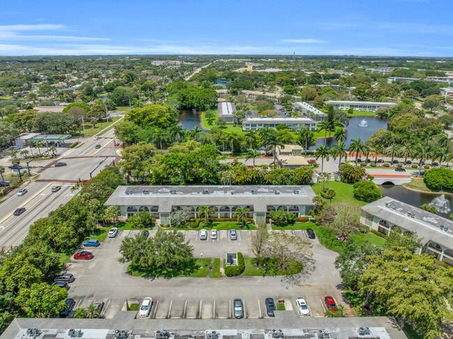 1102 Bahama Bend in Coconut Creek, FL - Building Photo - Building Photo