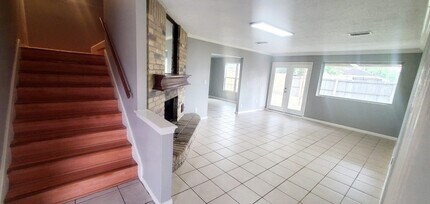 11315 Lands End Cir in Houston, TX - Building Photo - Building Photo