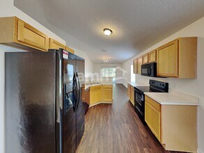 5549 Shady Pine St S in Jacksonville, FL - Foto de edificio - Building Photo