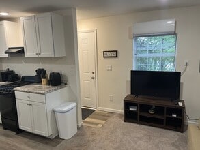 14 Laurel Ln in Chattanooga, TN - Building Photo - Building Photo