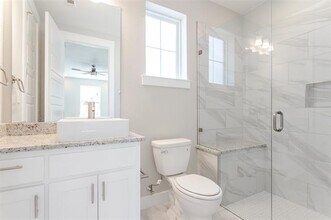 202 S Village Way in Lewisville, TX - Building Photo - Building Photo