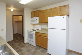 Century East Apartments in Bismarck, ND - Building Photo - Interior Photo